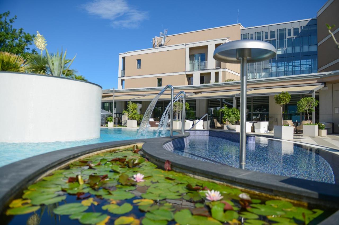 Aura Hotel Adults Only Balatonfüred Esterno foto