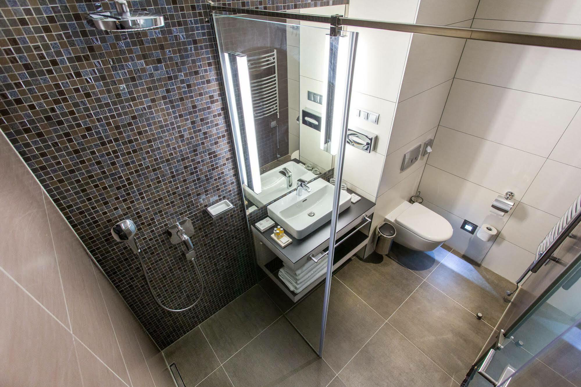Aura Hotel Adults Only Balatonfüred Esterno foto