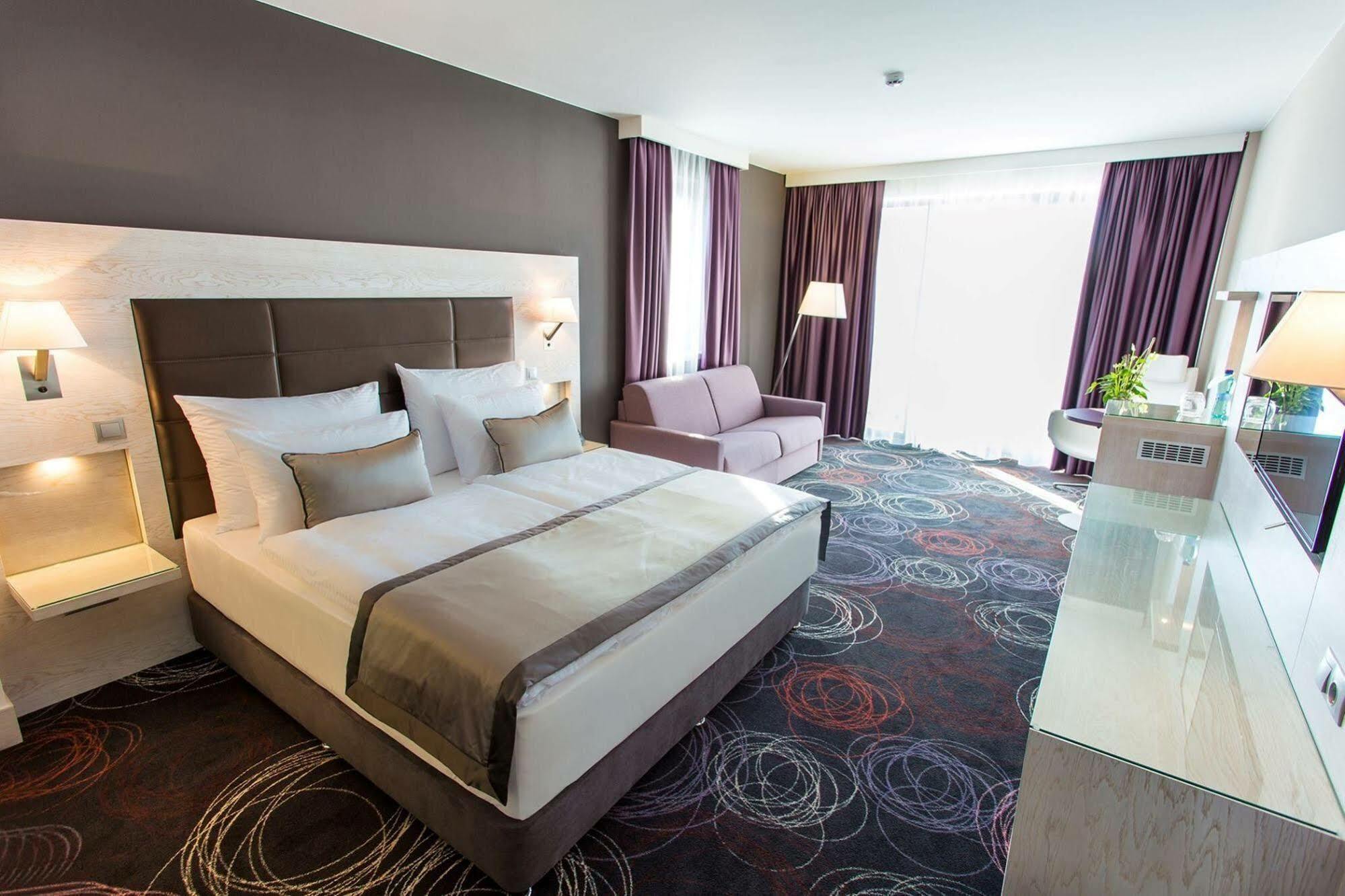 Aura Hotel Adults Only Balatonfüred Esterno foto